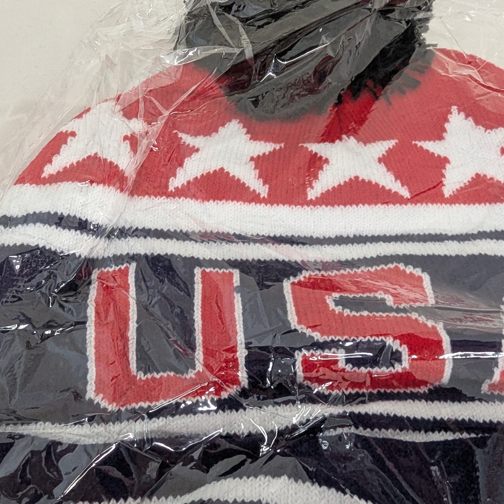 USA Patriotic Knit Beanie with Pom - Picture 3 of 3